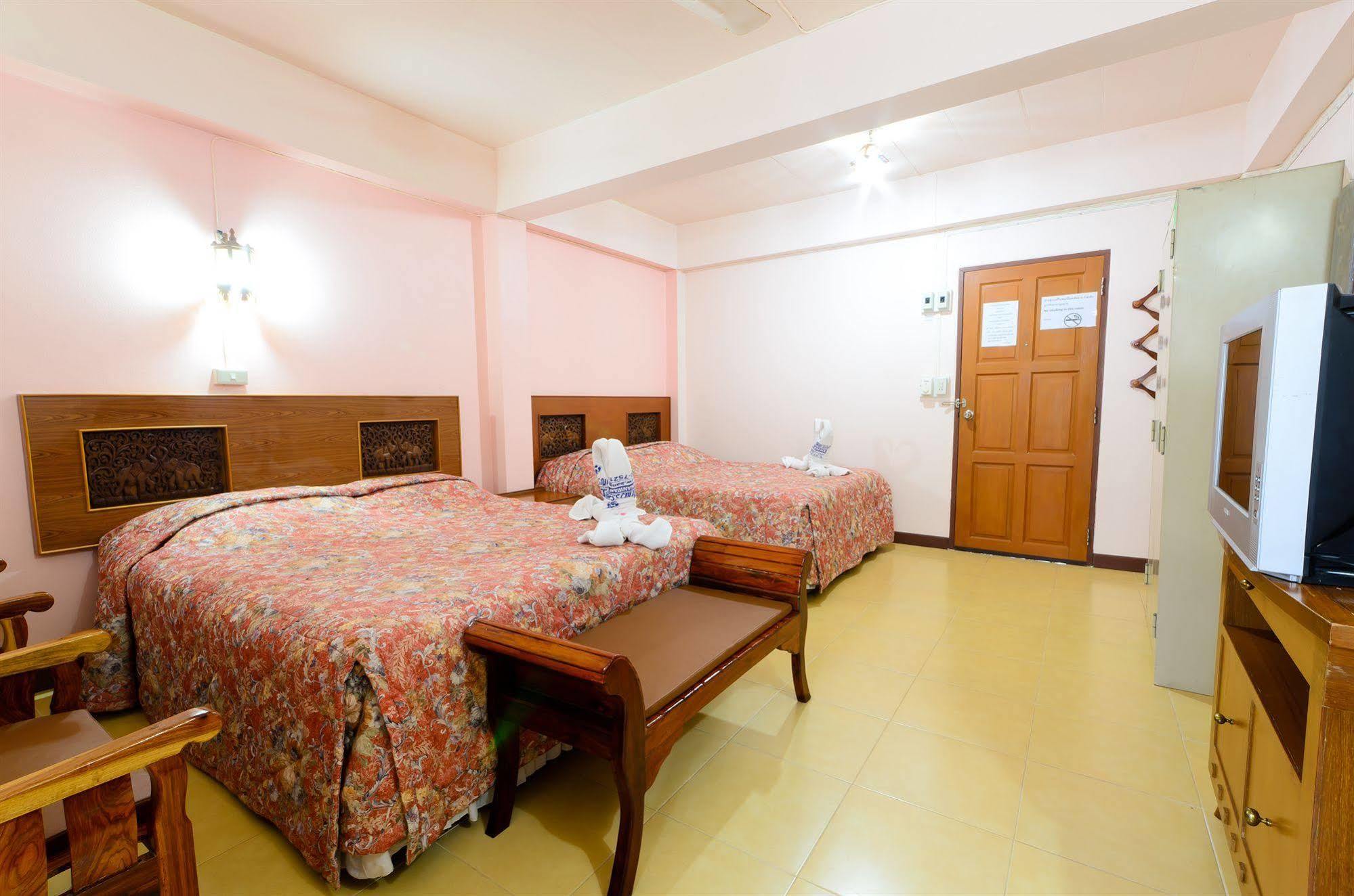 Sananwan Beach B&B Банг-Сапхан-Ной Экстерьер фото