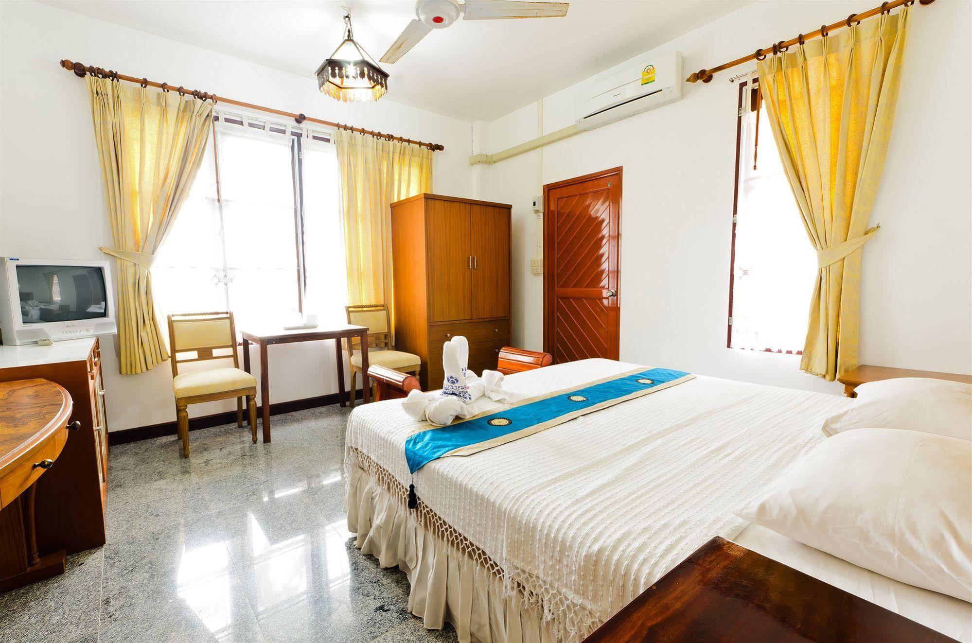 Sananwan Beach B&B Банг-Сапхан-Ной Экстерьер фото