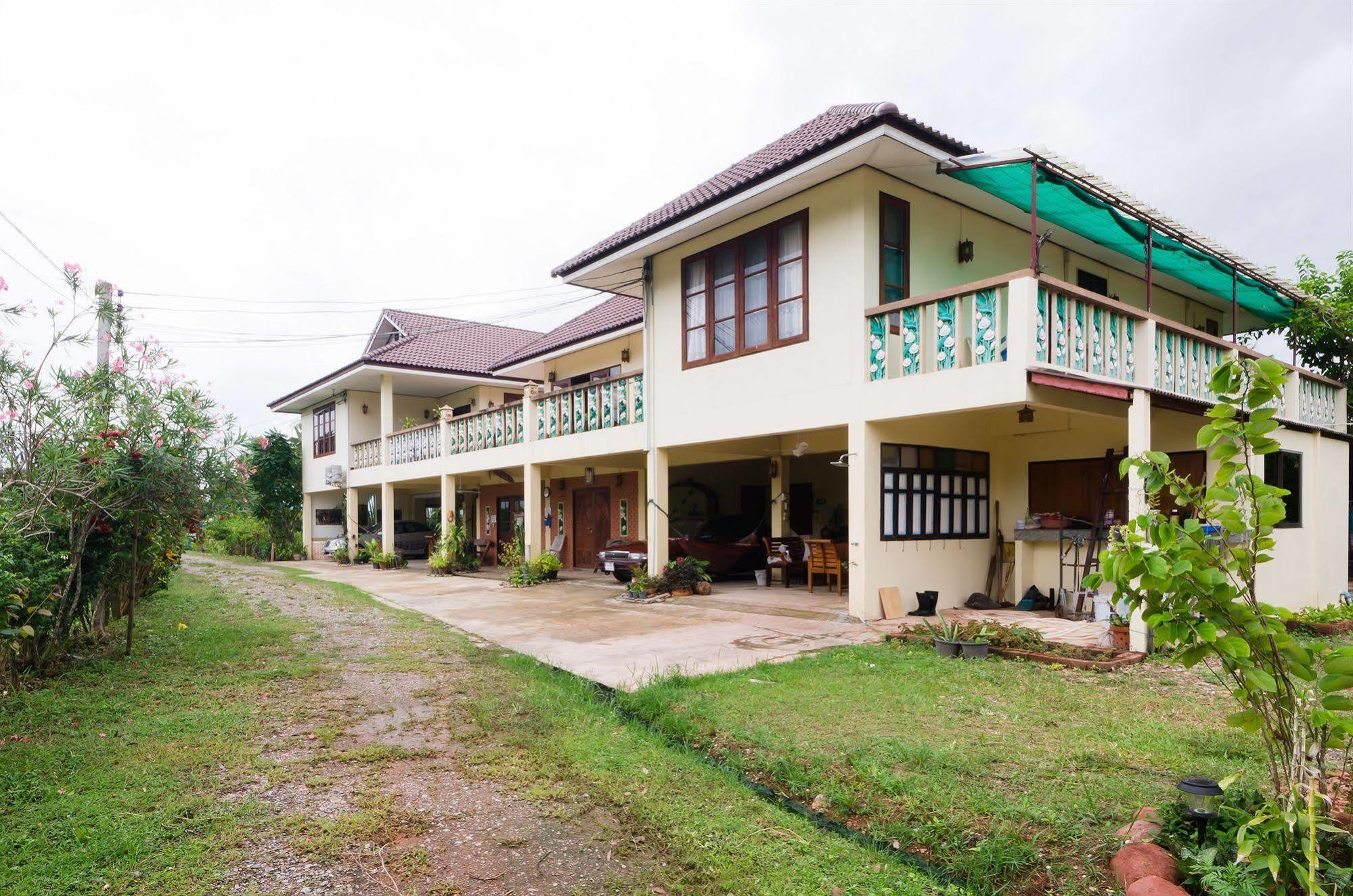 Sananwan Beach B&B Банг-Сапхан-Ной Экстерьер фото