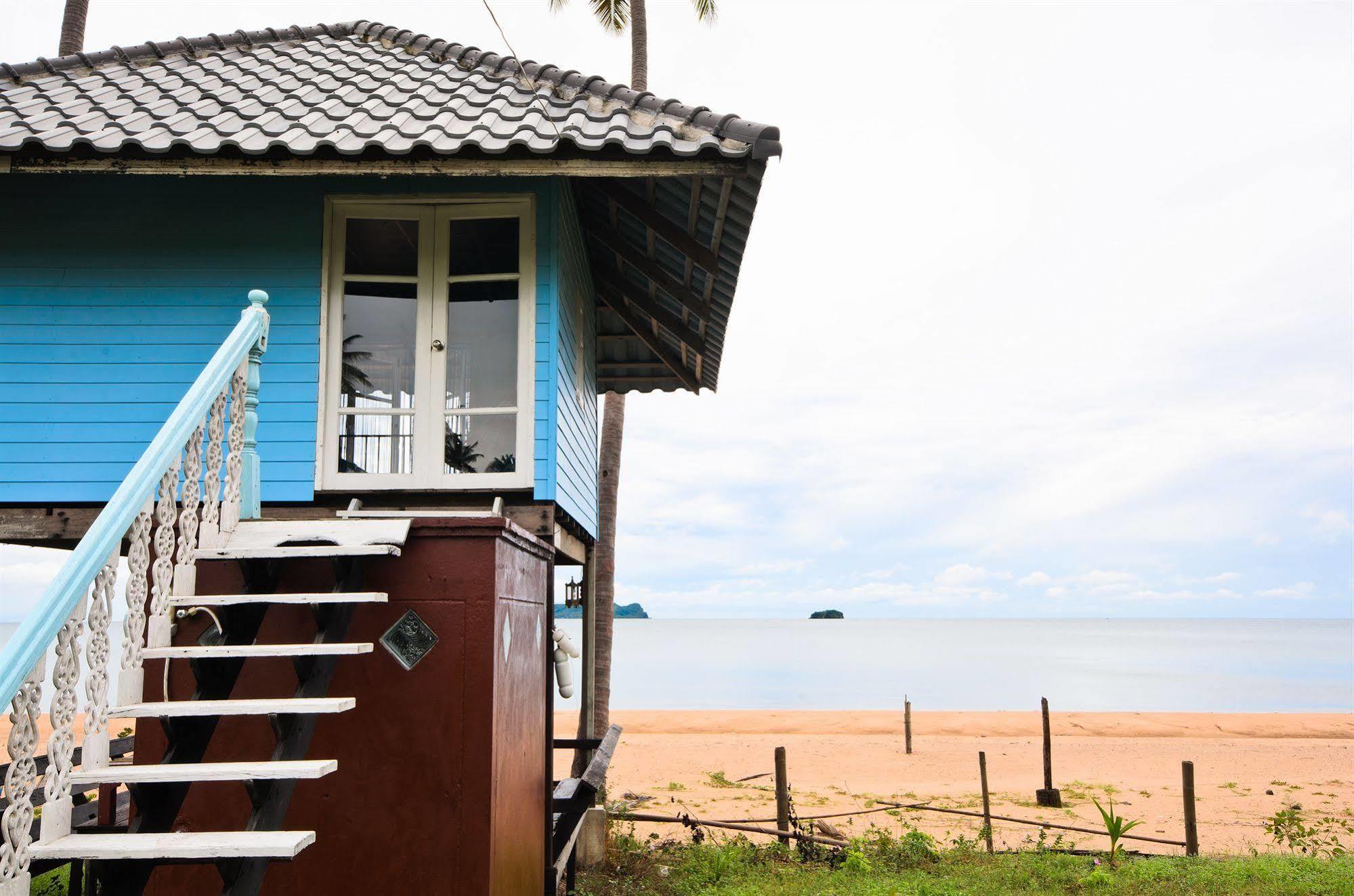 Sananwan Beach B&B Банг-Сапхан-Ной Экстерьер фото